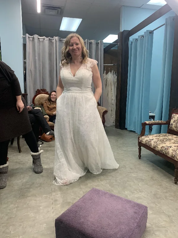 Quick Sale Mori Lee ml21620