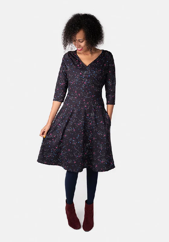 Season Finale Sale Brogan Star Print Dress