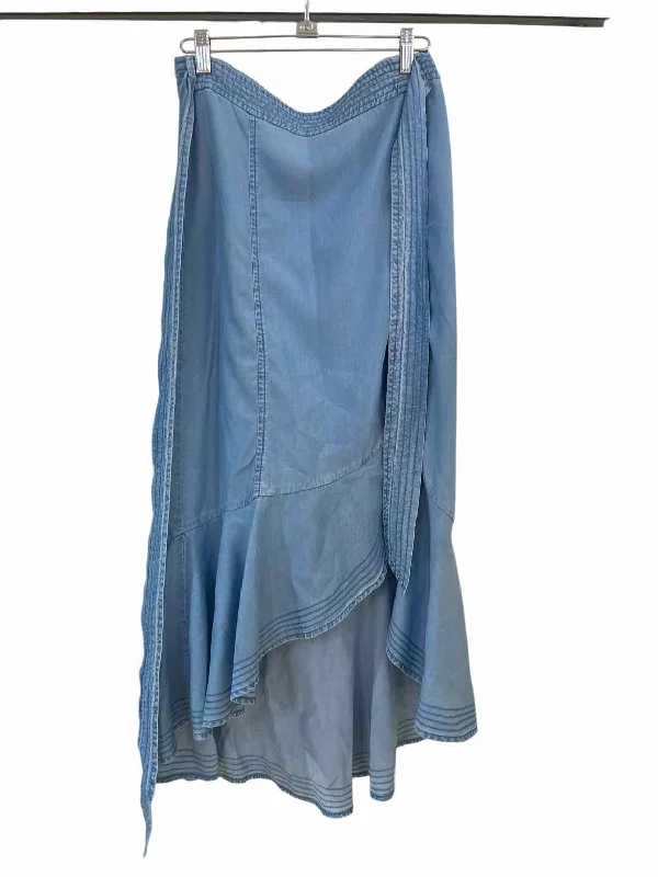 Deal of the Day Intermix Light Wash Size P Skirt
