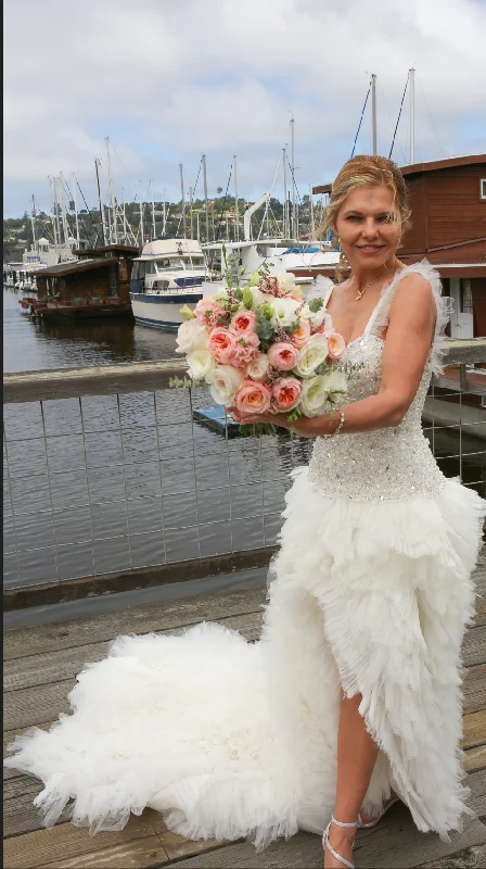 Sale Event Demetrios Beautiful, princess-like ball gown wedding dress, strapless ball