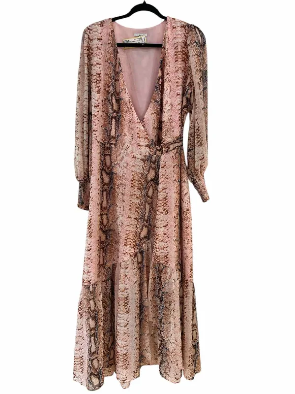 Final Markdown bar III Peach Size M Dress