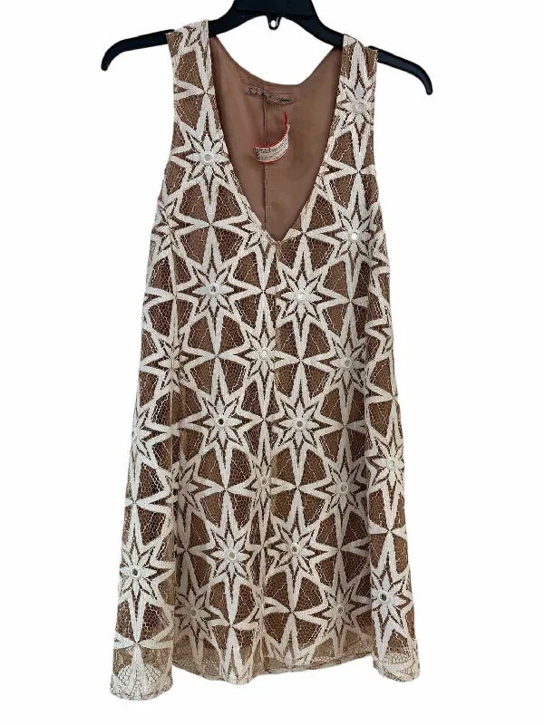Customer Appreciation Sale For Love and Lemons Nude and White Size XS Dress