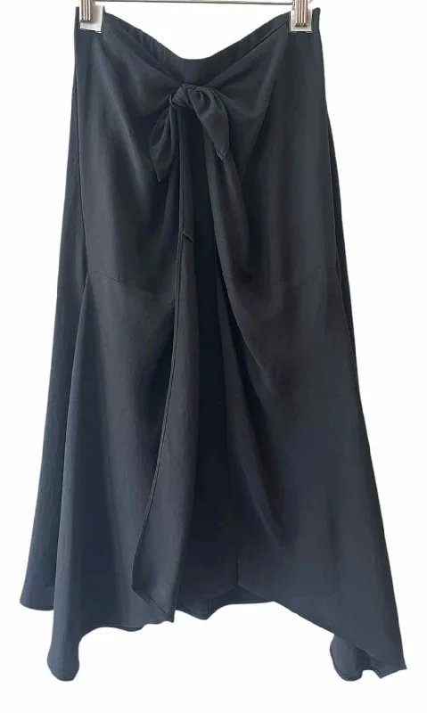 Limited Quantity Vince. Black Size 2 Skirt