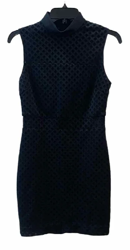 Deal of the Week Elizabeth & James Black Size 4 Dress