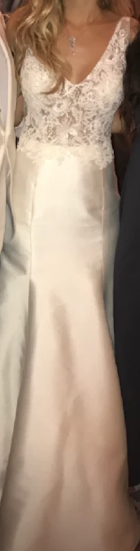 Extra Savings Monique Lhuillier