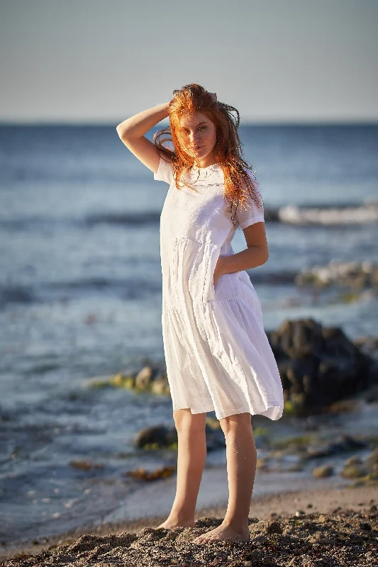 Bargain Bin Short Sleeve Smock Linen Dress