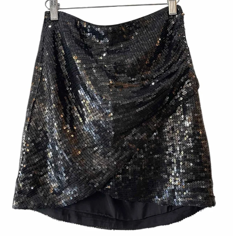 Extra Savings alice + olivia Black Size 4 Skirt